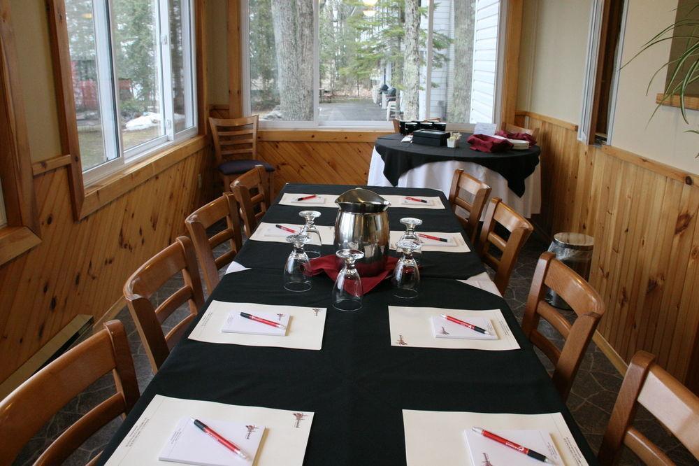 Beachwood Resort Deer Bay Екстериор снимка