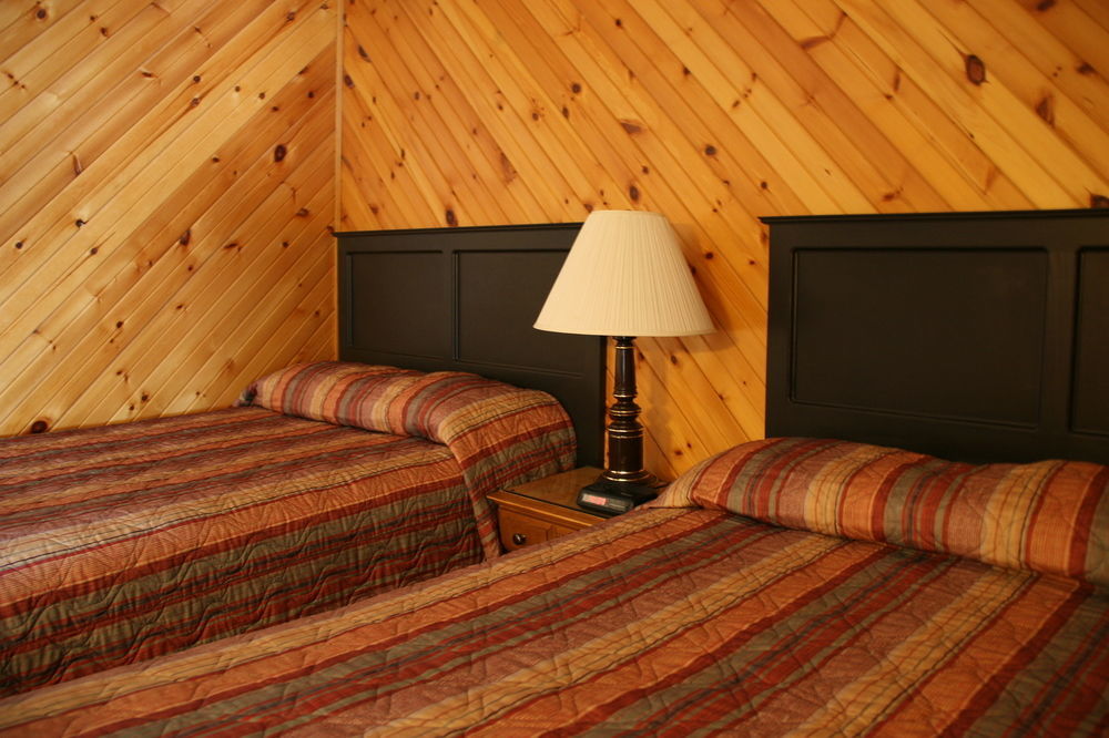 Beachwood Resort Deer Bay Екстериор снимка